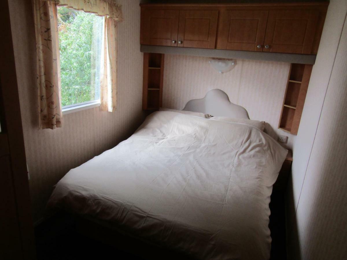 Fenlake Holiday Accommodation Metheringham Экстерьер фото