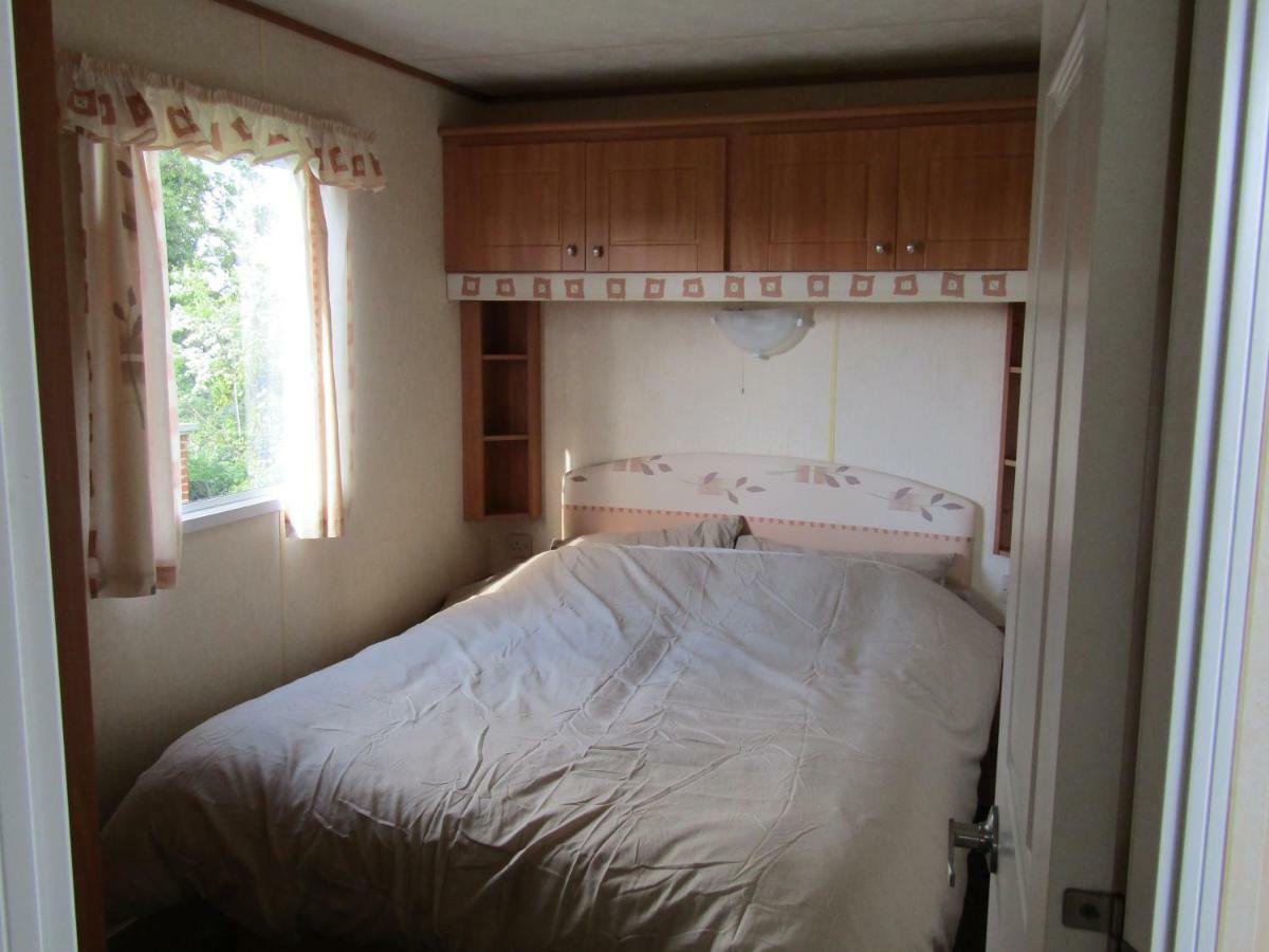 Fenlake Holiday Accommodation Metheringham Экстерьер фото