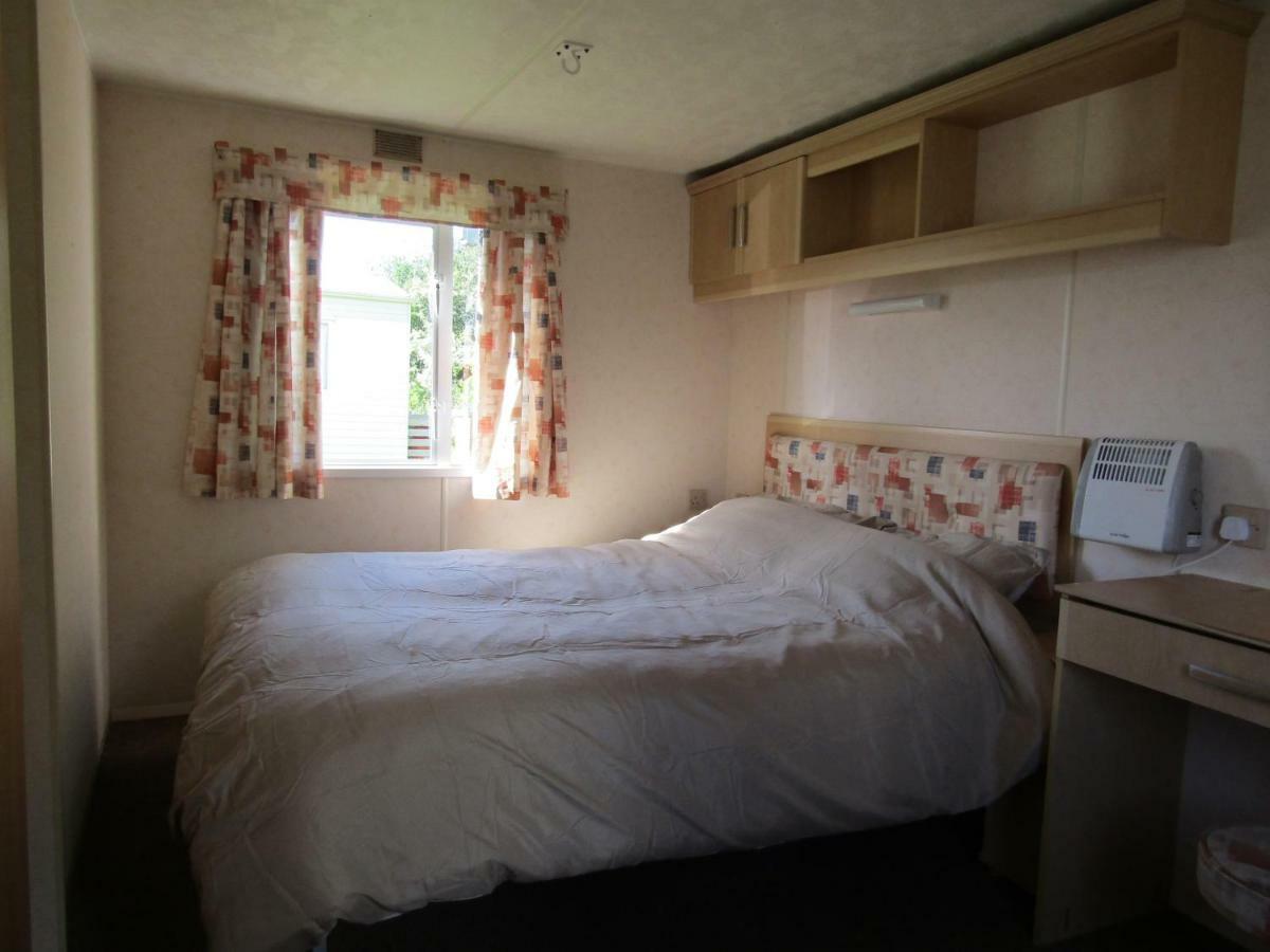 Fenlake Holiday Accommodation Metheringham Экстерьер фото